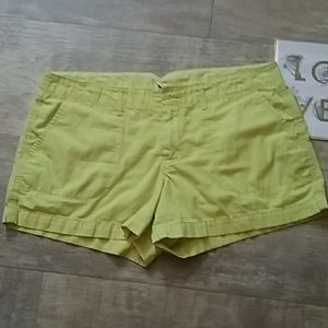 🌹3 for $20🌸Old Navy Lime Shorts Size 8